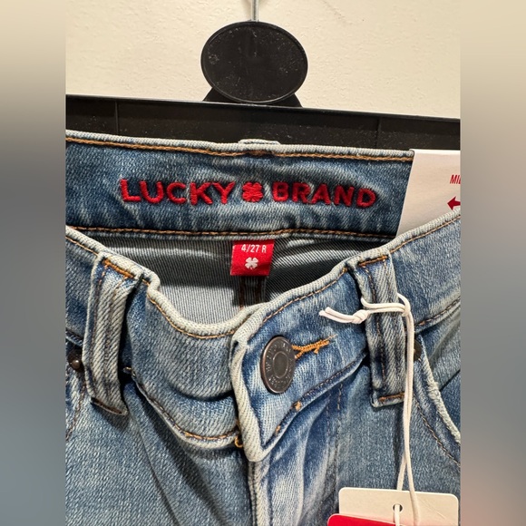 Lucky Brand Women's Sweet Mid Rise Bootcut Jeans - Picture 4 of 10